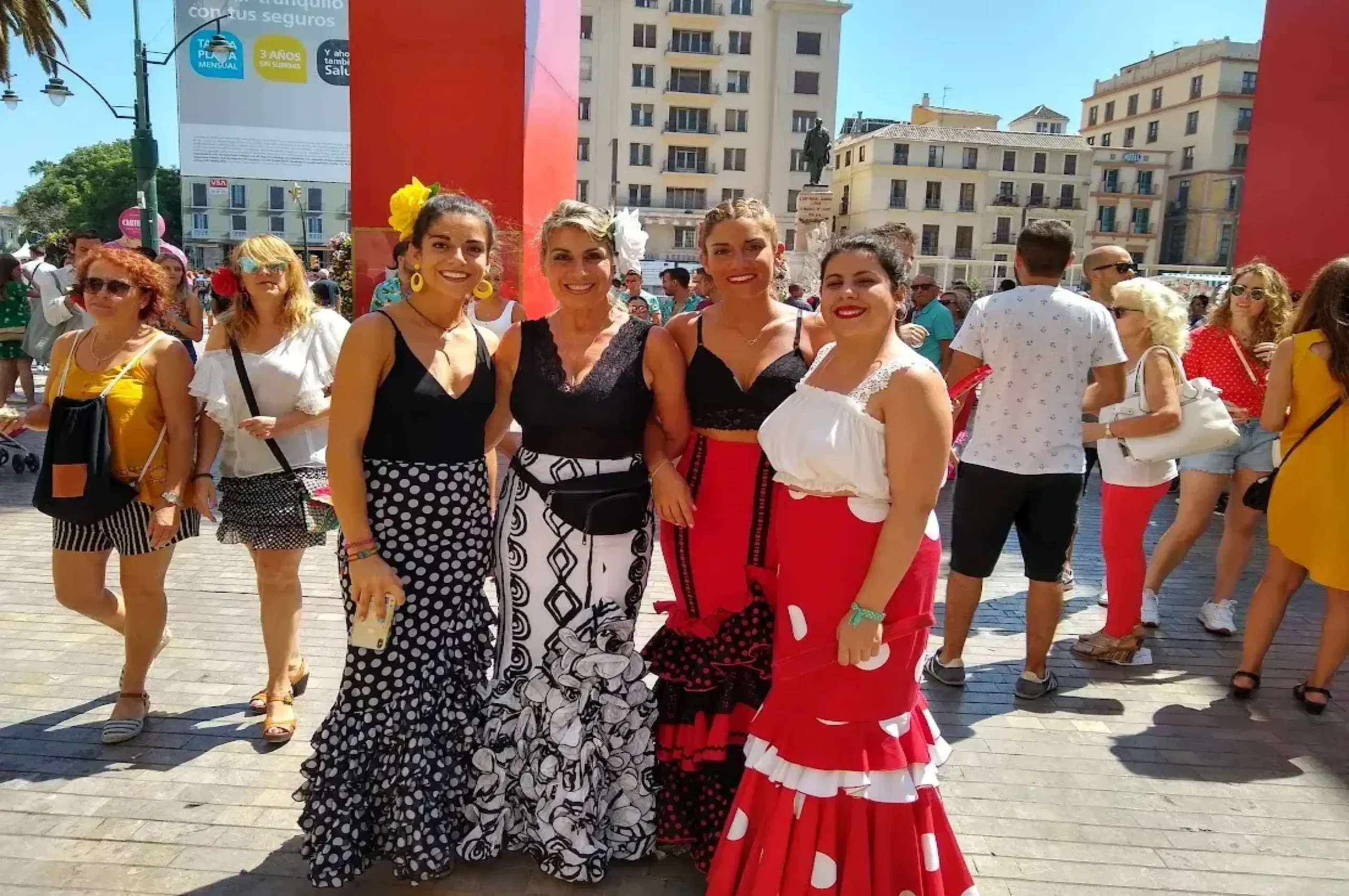 Feria de Málaga España. vestido tradicional, cultura española