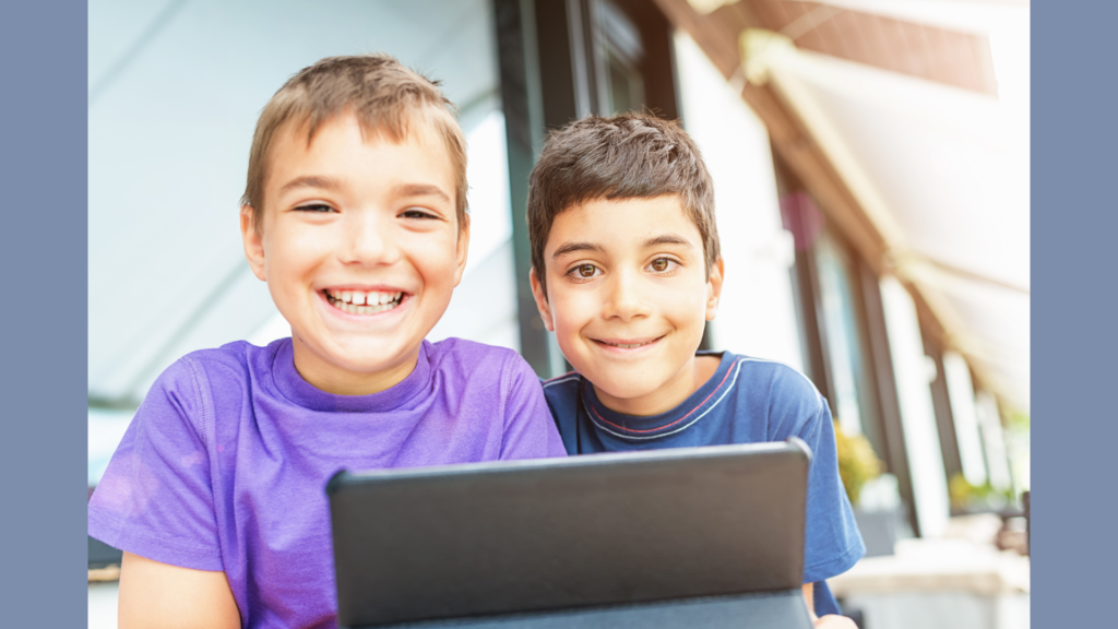 el estudiante aprende de forma completamente independiente